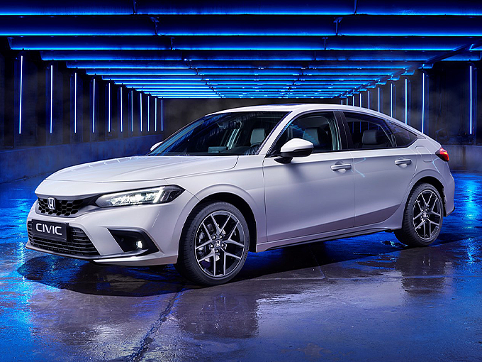 Dürfen wir vorstellen: der neue Civic. Dürfen wir vorstellen: der neue Civic.